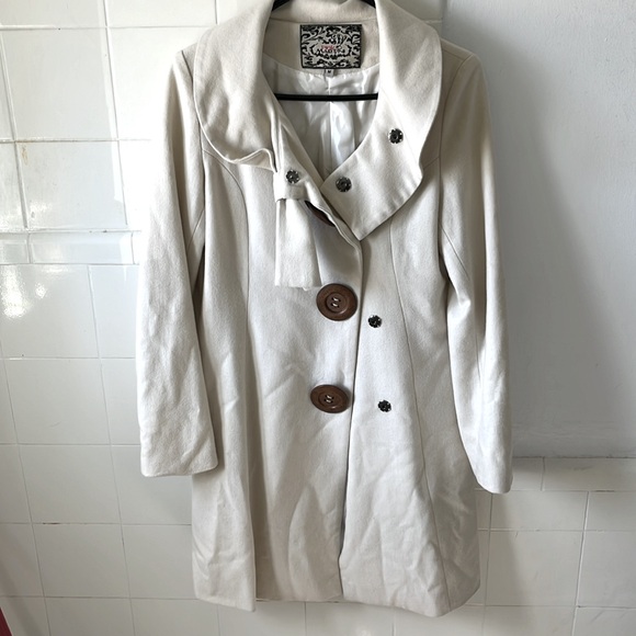 Lux Woman’s A-line Jacket by Pink Martini. Cream Colour Size M - Picture 2 of 8